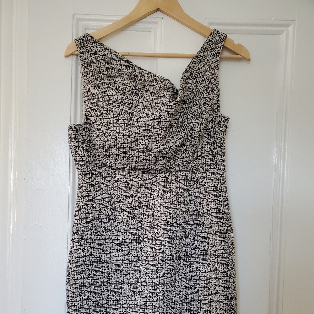 Black Halo Printed Sleeveless Mini Sheath Dress 10